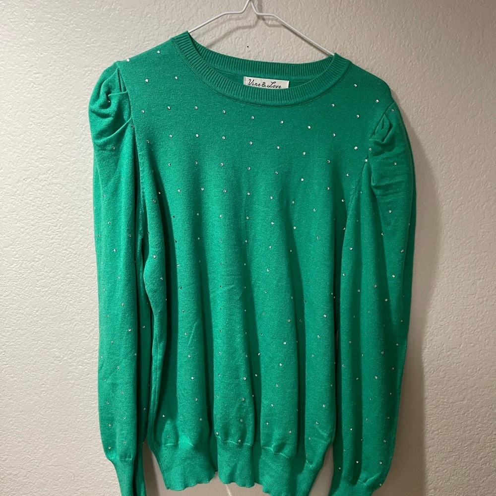 Vine & Love Emerald Top with Sparkling Details